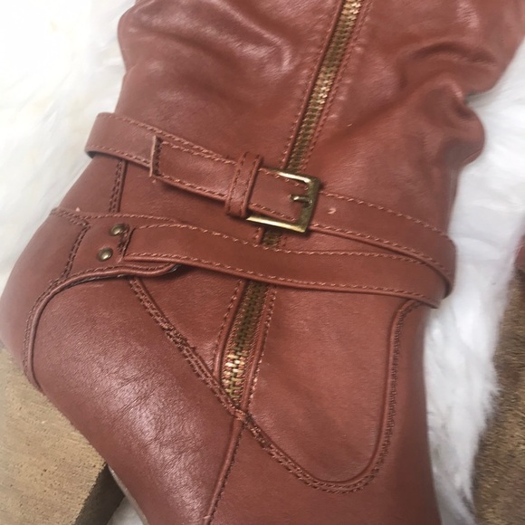 Cognac belt wrapped zipper accent heel boot - Picture 4 of 6